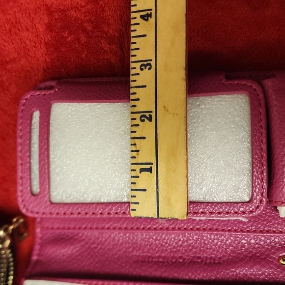 NWT. Juicy Couture Tech Wristlet, Wallet and IPhone  Holder. - Picture 15 of 16